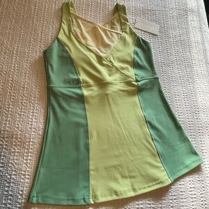 NWT Crowned Athletics Lily Pad Tiana Athletic Tank Top L